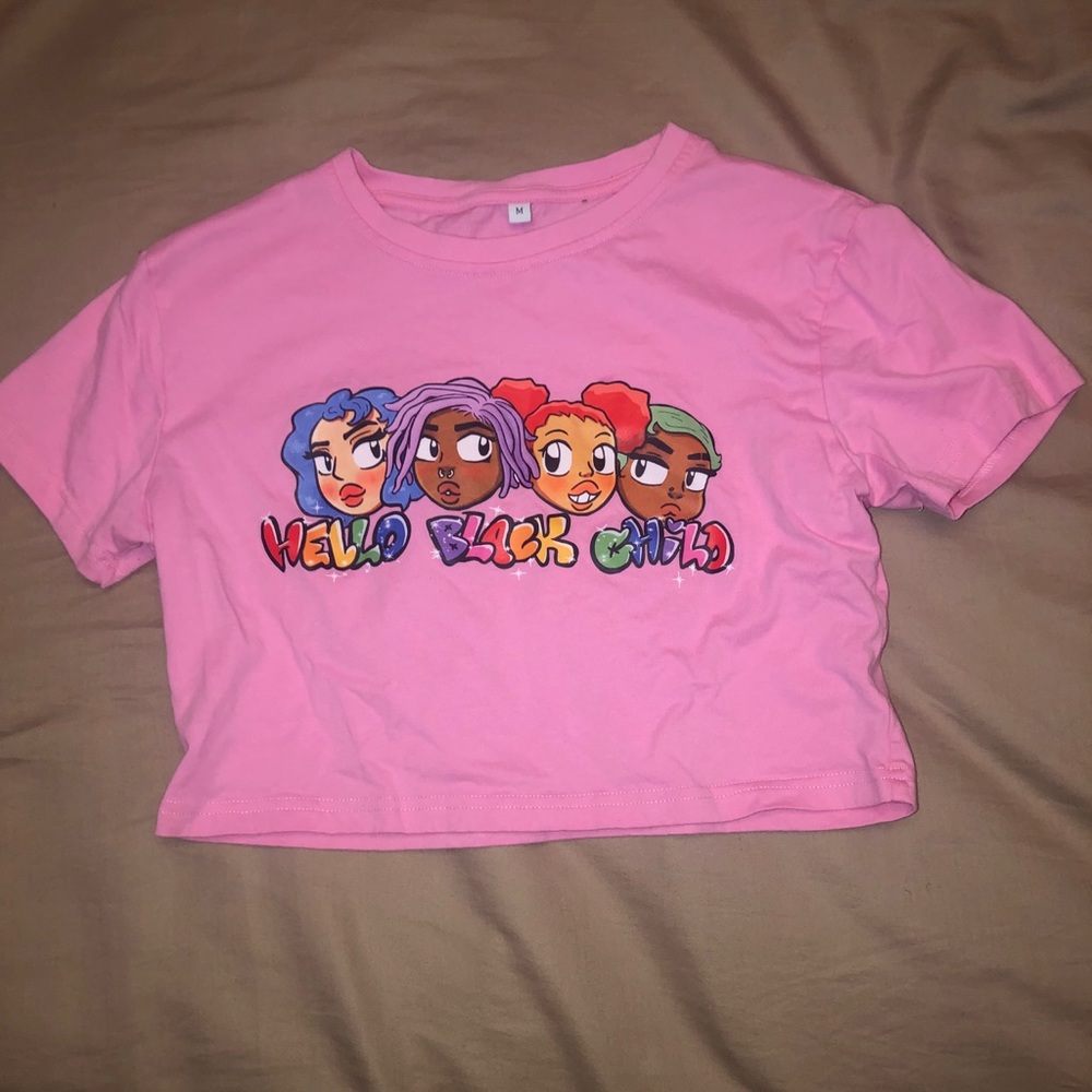Pink graphic crop